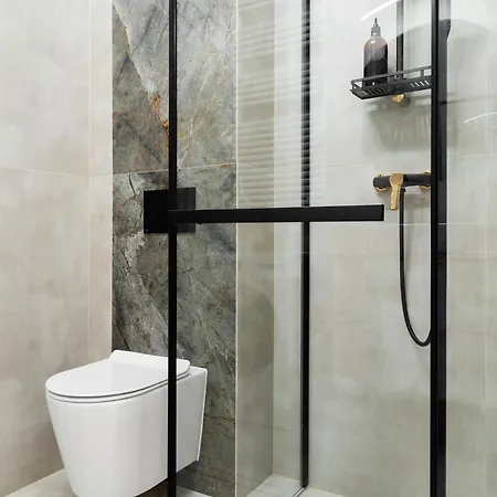 Househost Smolensk Elegant Ac Lift Security קרקוב